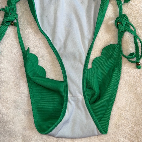 Green Bikini Set, Cheeky, Size 12, Excellent Condition - Picture 4 of 5